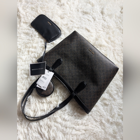 Set Nine West Jordi Trap Shoulder Tote Bag and Crossbody - Picture 7 of 12